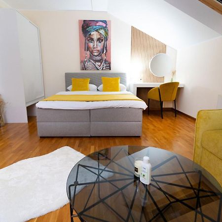 Mini Hotel Riverlux Apartments Bačka Palanka Екстериор снимка