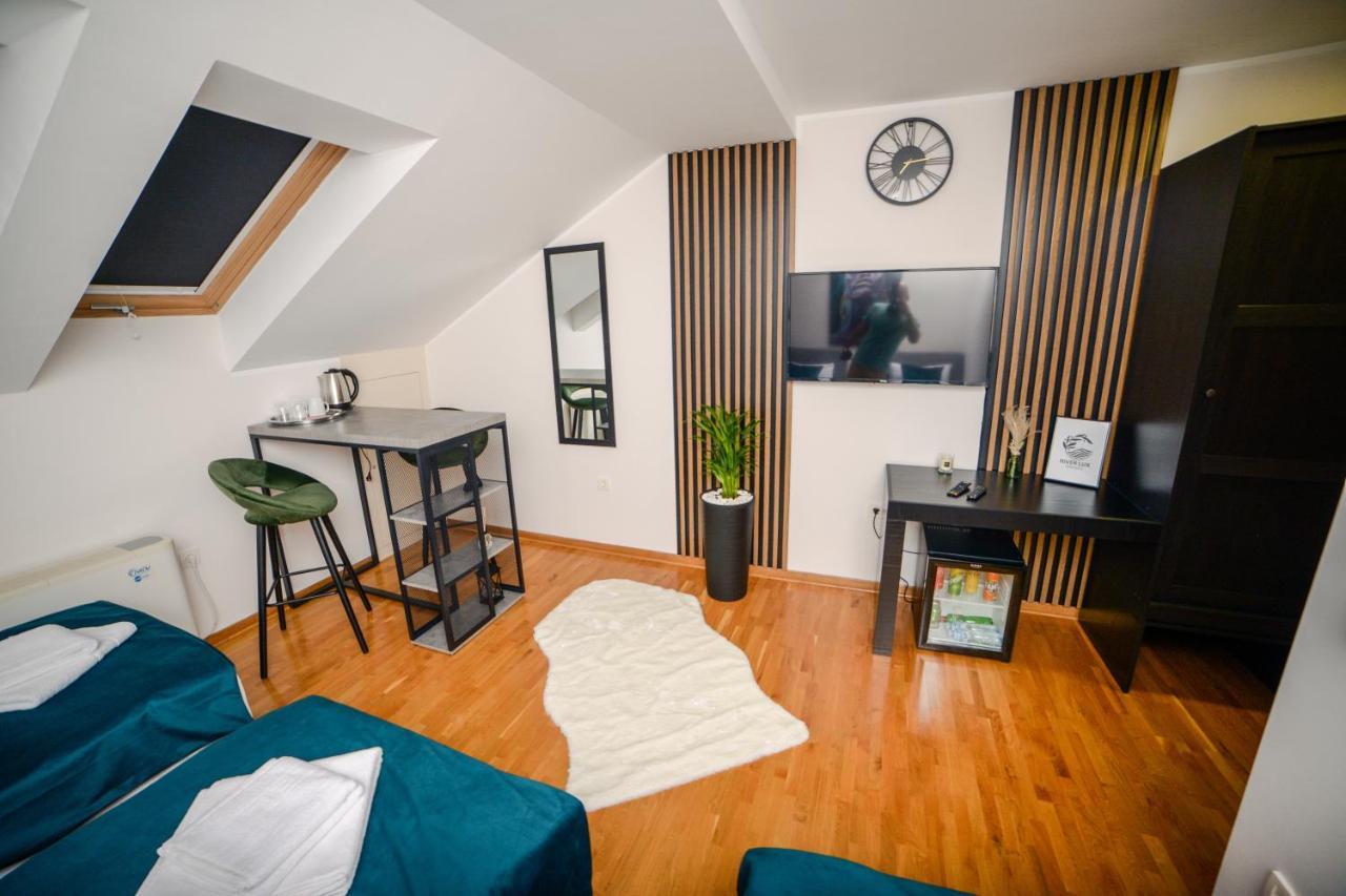 Mini Hotel Riverlux Apartments Bačka Palanka Екстериор снимка