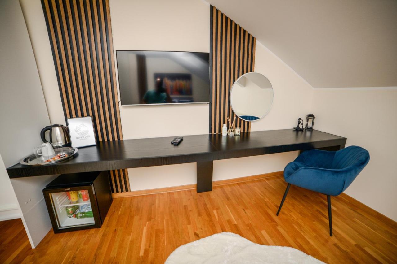 Mini Hotel Riverlux Apartments Bačka Palanka Екстериор снимка