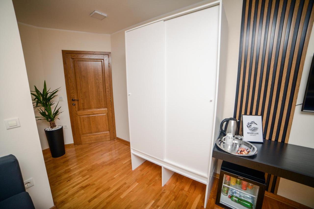 Mini Hotel Riverlux Apartments Bačka Palanka Екстериор снимка