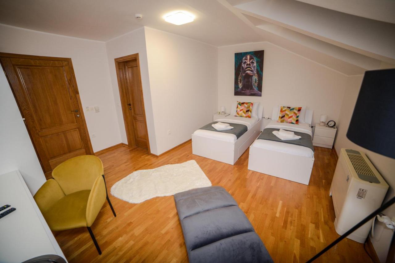 Mini Hotel Riverlux Apartments Bačka Palanka Екстериор снимка
