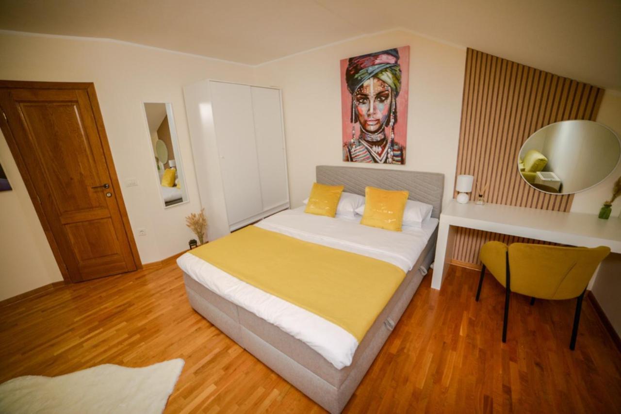Mini Hotel Riverlux Apartments Bačka Palanka Екстериор снимка