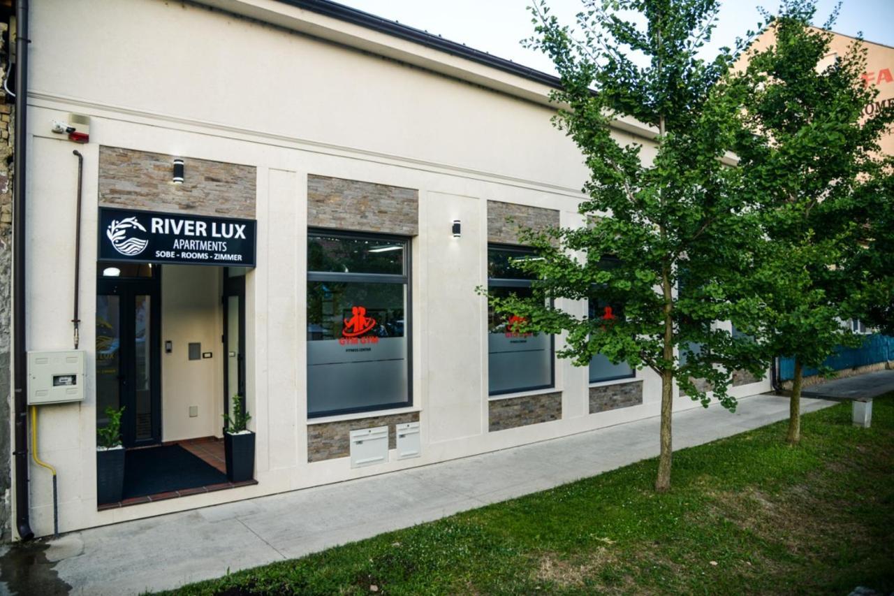 Mini Hotel Riverlux Apartments Bačka Palanka Екстериор снимка