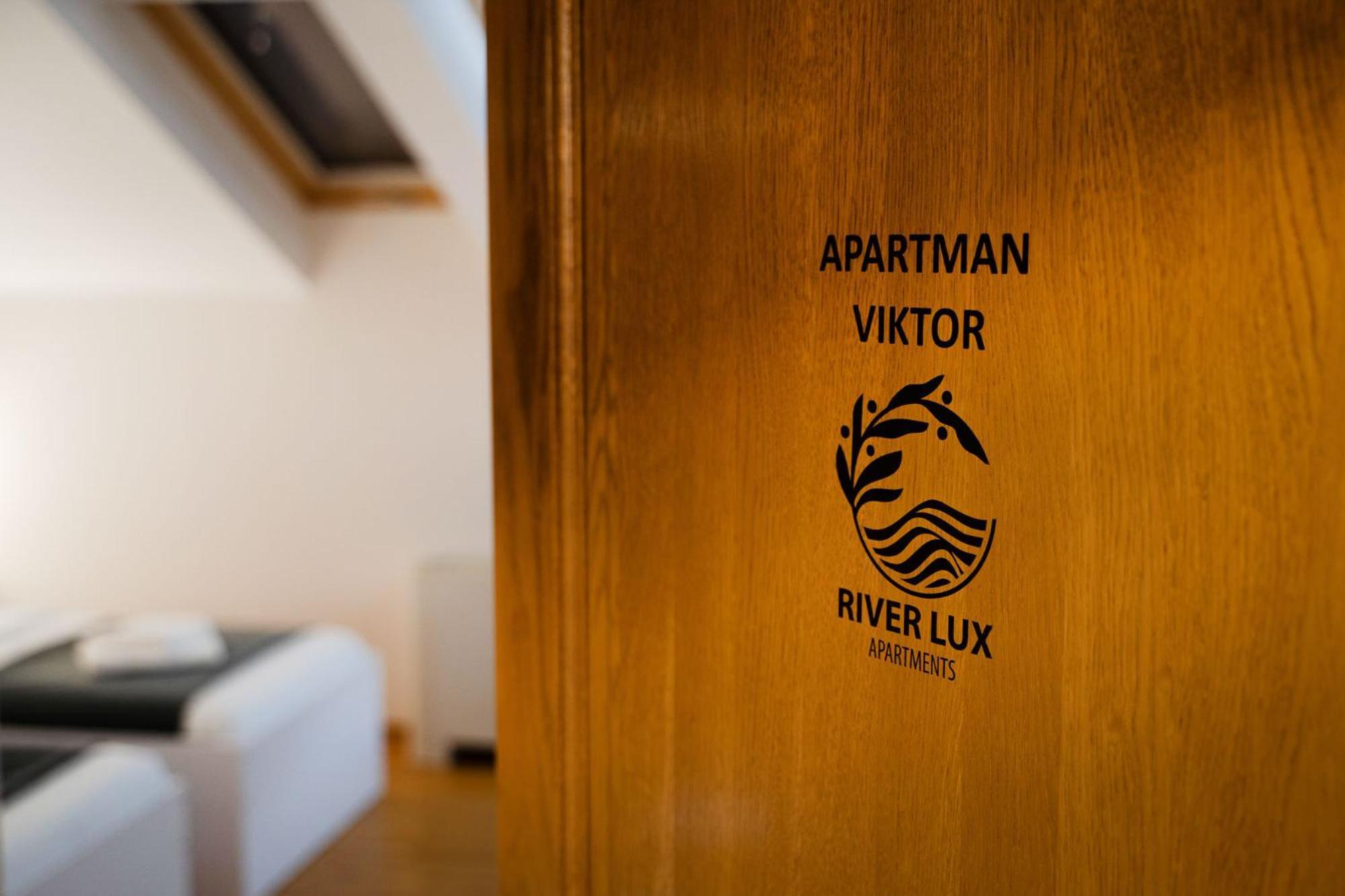 Mini Hotel Riverlux Apartments Bačka Palanka Екстериор снимка