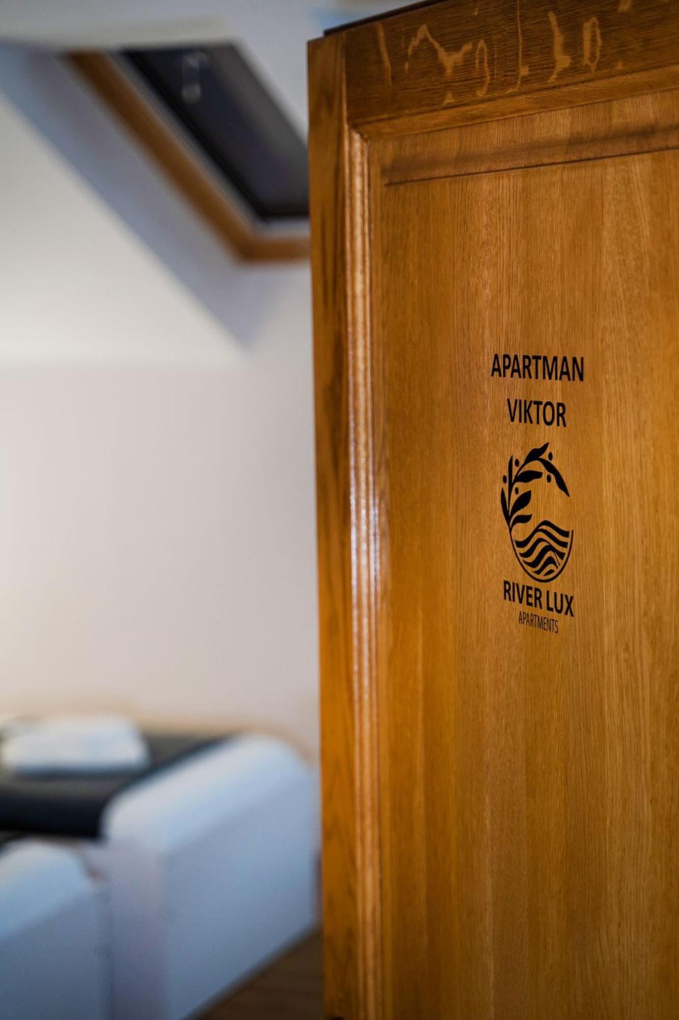 Mini Hotel Riverlux Apartments Bačka Palanka Екстериор снимка