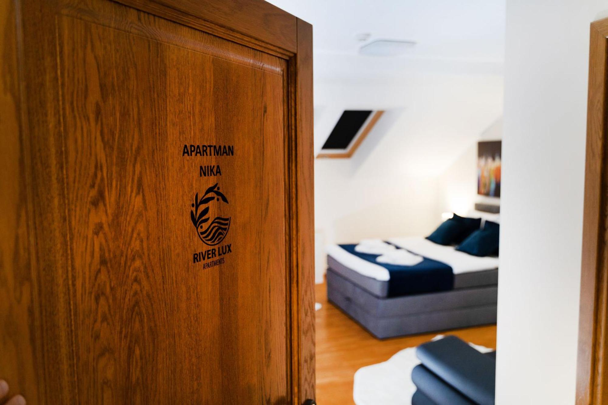 Mini Hotel Riverlux Apartments Bačka Palanka Екстериор снимка